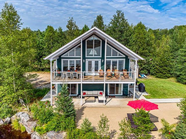 Le Chalet sur la Plage – plage de sable privée, spa & vues à couper le souffle