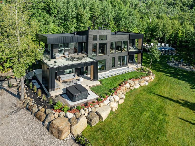 Villa de luxe avec piscine, spa & vue sur le fleuve | Charlevoix