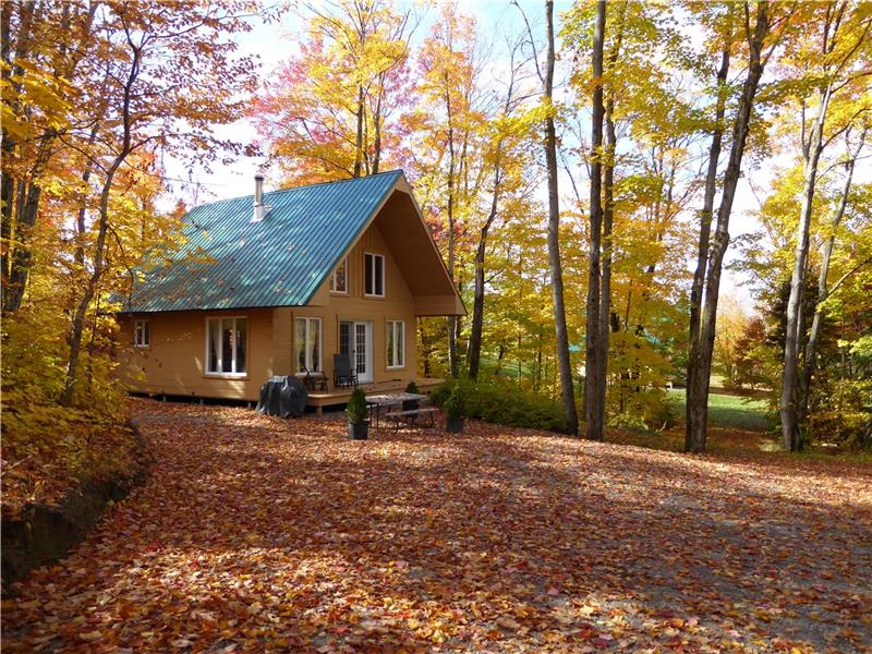 Entre Montréal et Québec,, Chalet à louer StStanislas OR7669