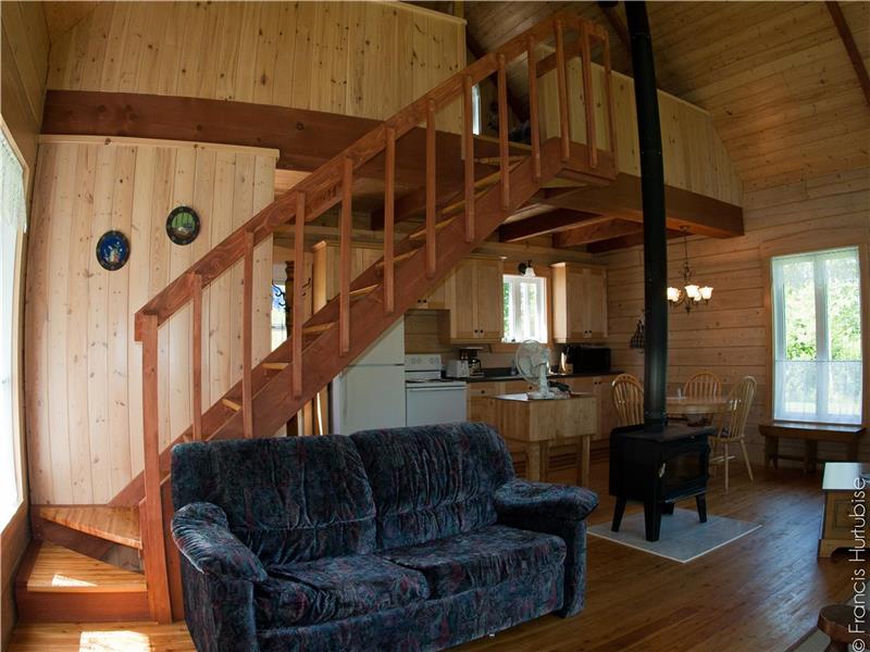 Entre Montréal et Québec,, Chalet à louer StStanislas OR7669