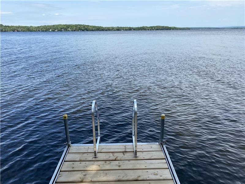 Cottage for Rent LacBrome Cottage Rental PL7811 ChaletsAuQuebec