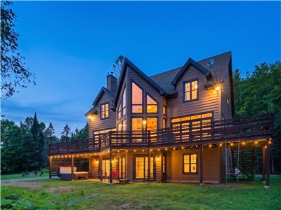 Chalet Phoenix with Private Dock on Lake Labelle Covid 19 Policy