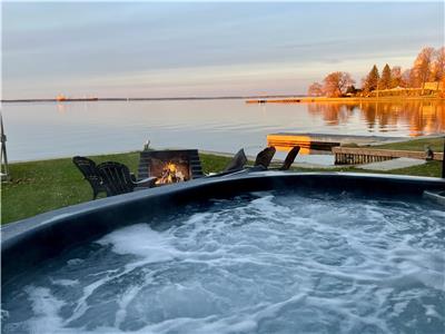 Paradise On The Shores Of Lake Saint-François