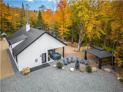 Chalet l'Exode - bord de la rivière & spa