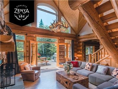 Chalet Black Eagle Spa on Fiddler Lake