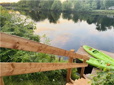 Entre Deux Eaux - Rivière au saumon