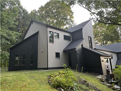 Chalet Les Boisés, « Walk-to / ski-out » Randonnée et Vélo de montagne