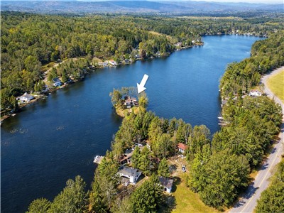 Presqu'île privée et historique (chalet Ovila)