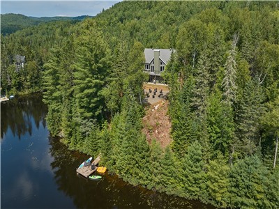 Le Havre Enchanteur | Lakefront • Hot Tub • 5 Bedrooms • 9 beds • Sleeps 14